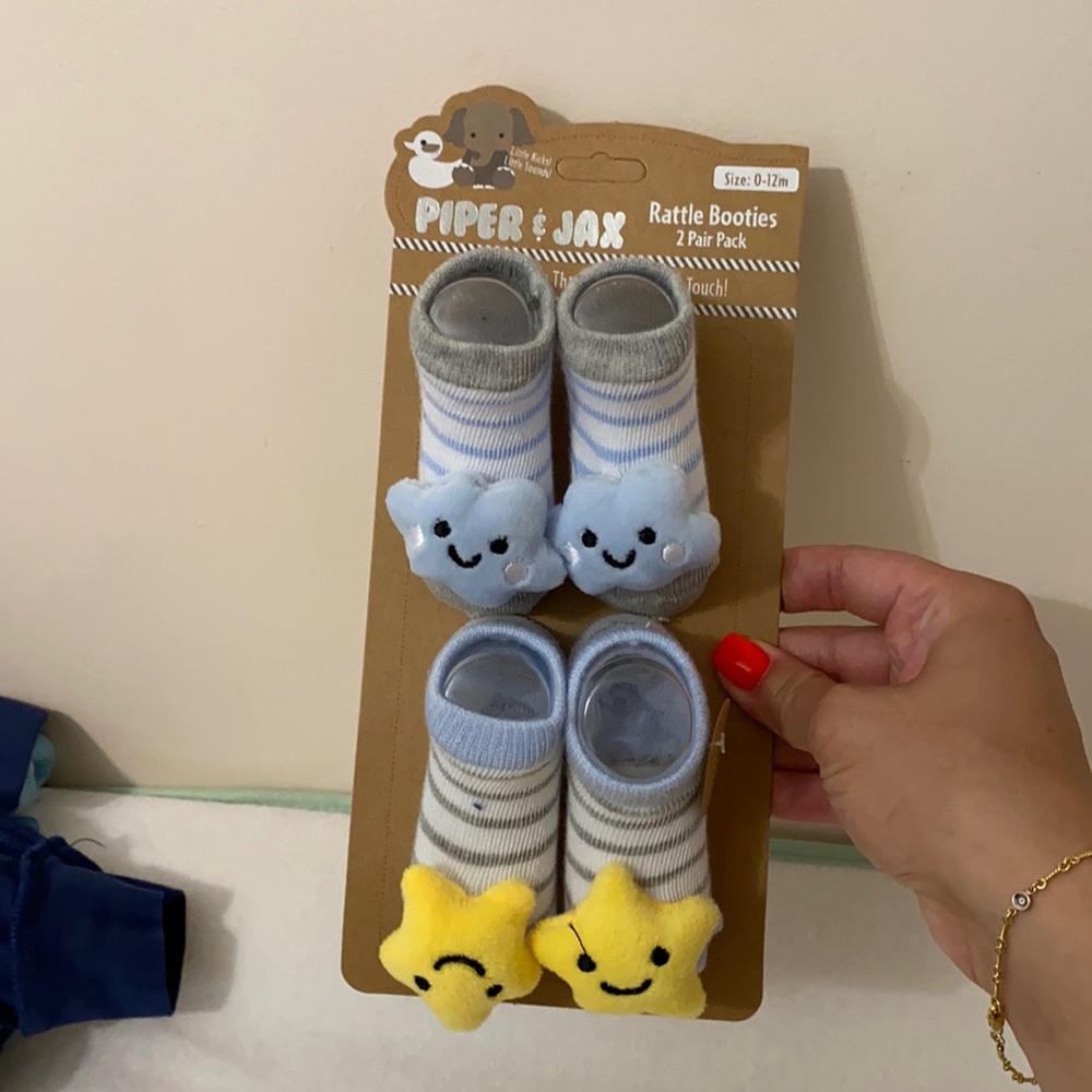 Rattle booties